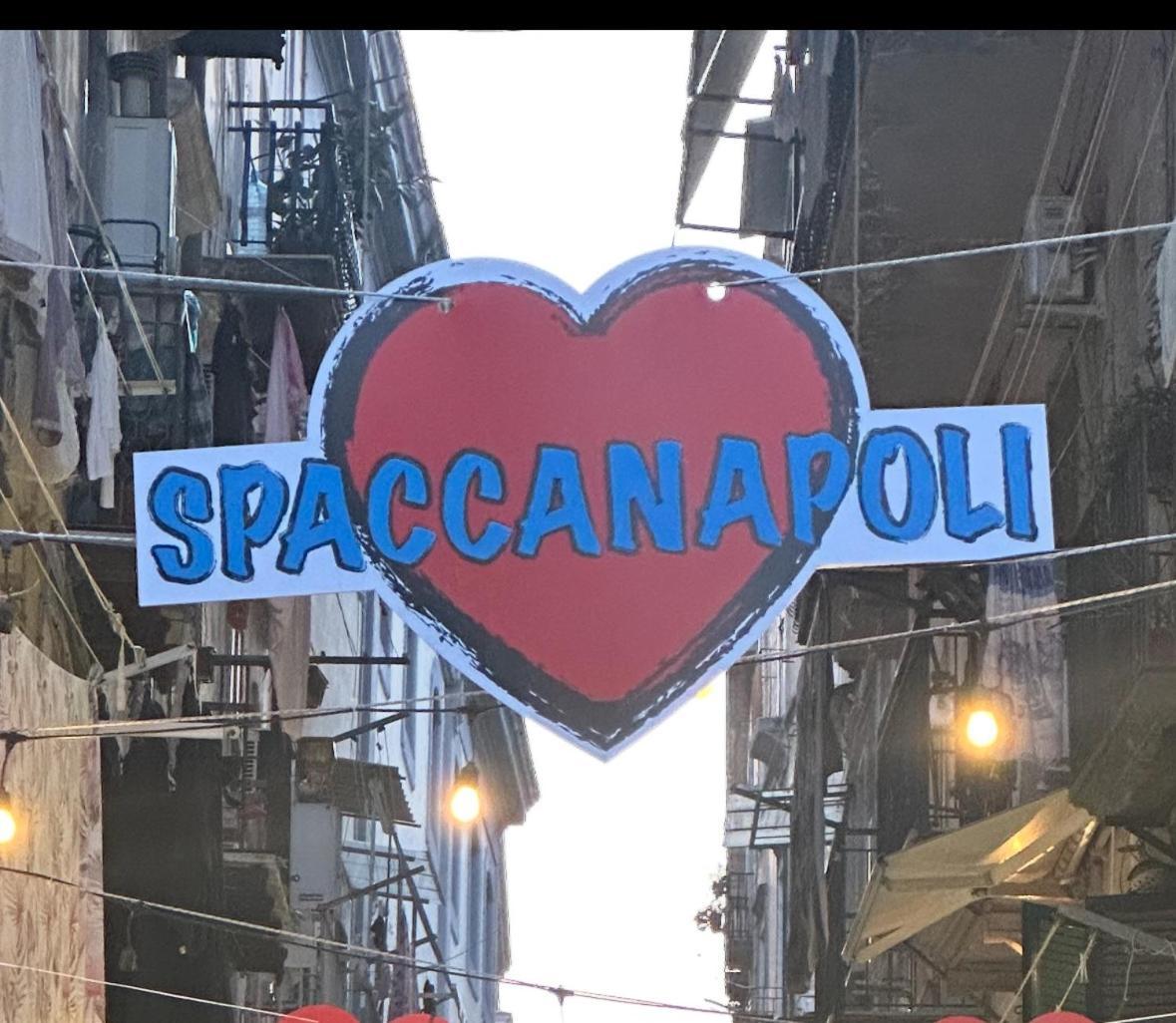 La Casa Di Patta A Spaccanapoli Экстерьер фото